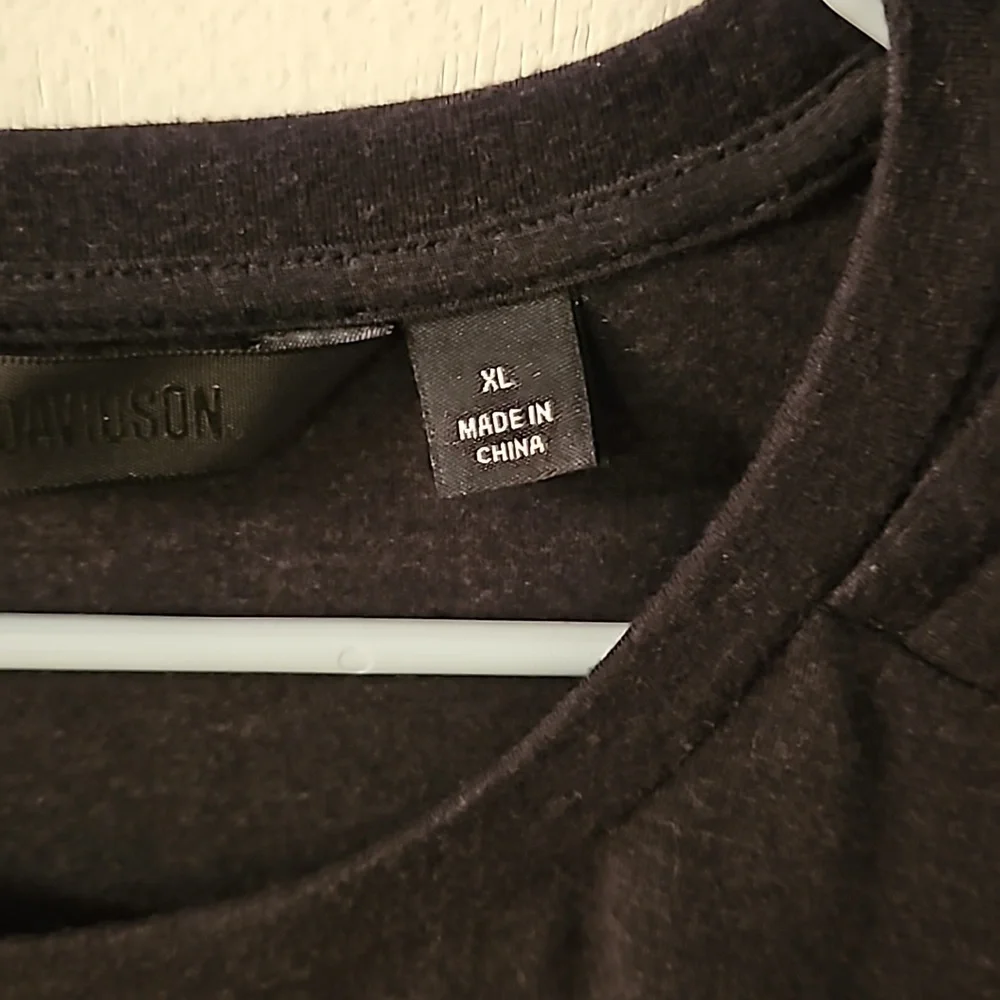 Mens Harley shirt - Picture 2 of 3